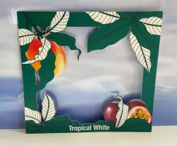 Cadre linéaire Tropical White pour la marque Kusmi Tea